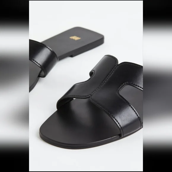 H&M Sandals - Picture 2 of 9